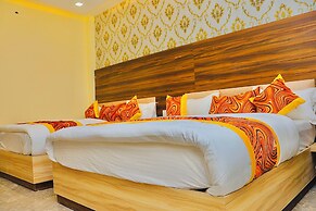 Lemonade Hotel