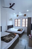 VIP Paying Guest House