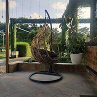 Karans corbett motel