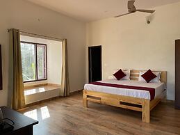 Karans corbett motel
