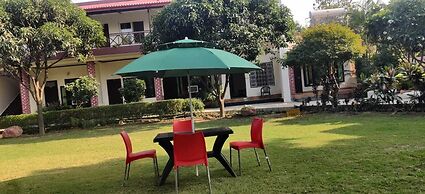 Karans corbett motel
