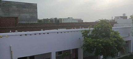 G.D Guest House By GRB