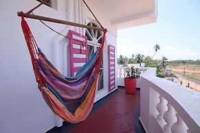 Holi-Wood Guesthouse