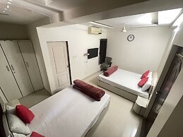 Goroomgo Narayan Executive Gujrat