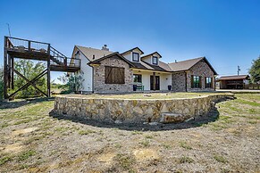 Hot Tub + Fire Pit: Possum Kingdom Lake Retreat!