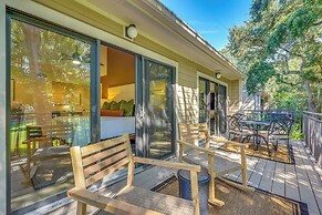 < 1 Mi to Seabrook Island Beach: Golf-view Villa!