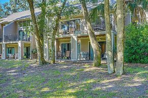 < 1 Mi to Seabrook Island Beach: Golf-view Villa!
