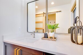 < 1 Mi to Seabrook Island Beach: Golf-view Villa!