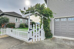 Idyllic Enumclaw Studio w/ Mount Rainier Views