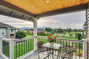 Idyllic Enumclaw Studio w/ Mount Rainier Views