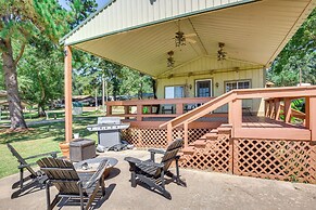 Lake Palestine Home w/ Boat Dock & View!