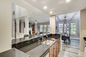 Lake Oconee Condo: Walk to Boat Ramp