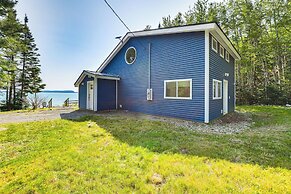 Waterfront Roque Bluffs Hideaway w/ Private Beach