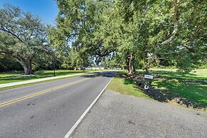 8 Mi to Lafayette: Dog-friendly Home w/ Large Yard