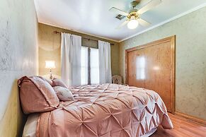 8 Mi to Lafayette: Dog-friendly Home w/ Large Yard