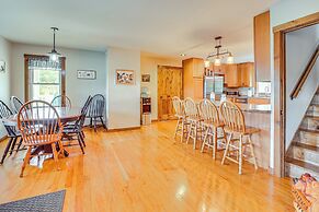 Wooded Escape w/ Pond & Grill in Pleasant City!