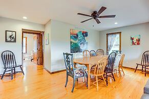 Wooded Escape w/ Pond & Grill in Pleasant City!