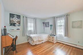 10 Mi to Crane Beach: Wooded Home Near Boston!