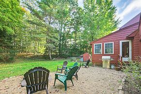 10 Mi to Crane Beach: Wooded Home Near Boston!