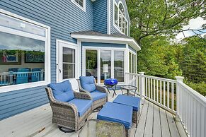 Luxe Lake House in Connecticut: Private Dock