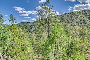 Mountain-view Cabin w/ Hot Tub in Ruidoso!