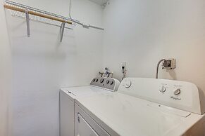 11 Mi to South Beach: Home w/ Screened Porch!