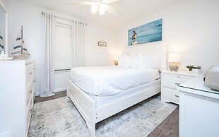 Phoenix Vi 61013 3 Bedroom Condo