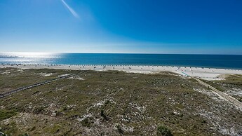 Phoenix Vi 61013 3 Bedroom Condo