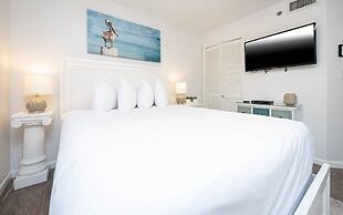 Phoenix Vi 61013 3 Bedroom Condo