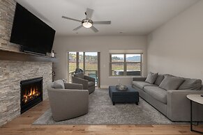 Wagon Wheel At Rendezvous 3 Bedroom Home