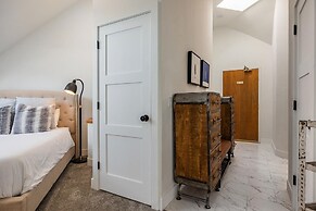 Blue Church Lodge C 2 Bedroom Condo