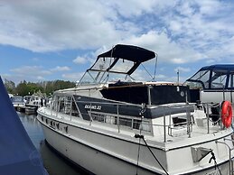 Riverside Boat Retreat on the River Thames