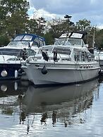 Riverside Boat Retreat on the River Thames