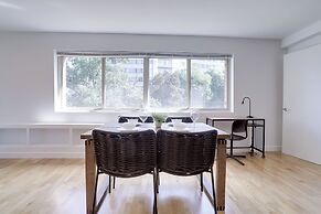 Prime Arlington Location