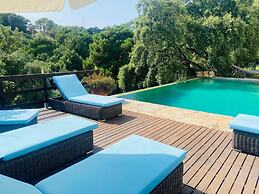 Luxury Villa With Stunning Views in Estepona