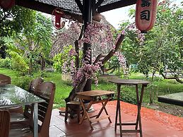 Huong Sen Garden Lodge