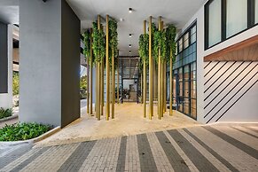 PH 49 Floor Luxury StudioPanoramic Views