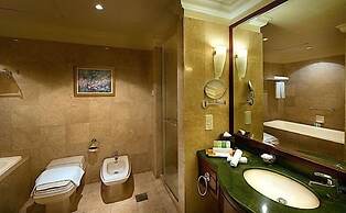 KL Grand Service Suite at Times Square