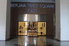 KL Grand Service Suite at Times Square