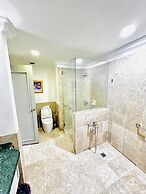 KL Grand Service Suite at Times Square