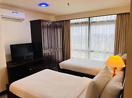 KL Grand Service Suite at Times Square