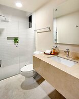 Ocean Boutique Condos