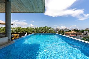 Ocean Boutique Condos