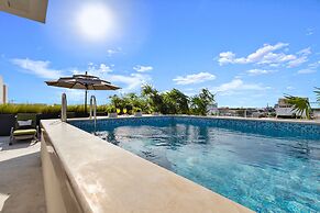 Ocean Boutique Condos