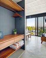 Ocean Boutique Condos