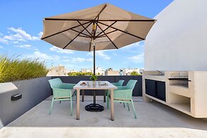 Ocean Boutique Condos