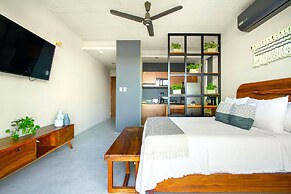 Ocean Boutique Condos