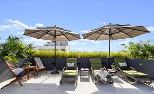 Ocean Boutique Condos