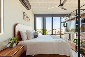 Ocean Boutique Condos