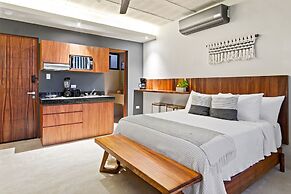 Ocean Boutique Condos